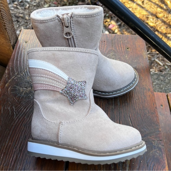 CAT & JACK ISLA FAUX FUR LINED BOOTS SIZE 5 NEW - Picture 10 of 10